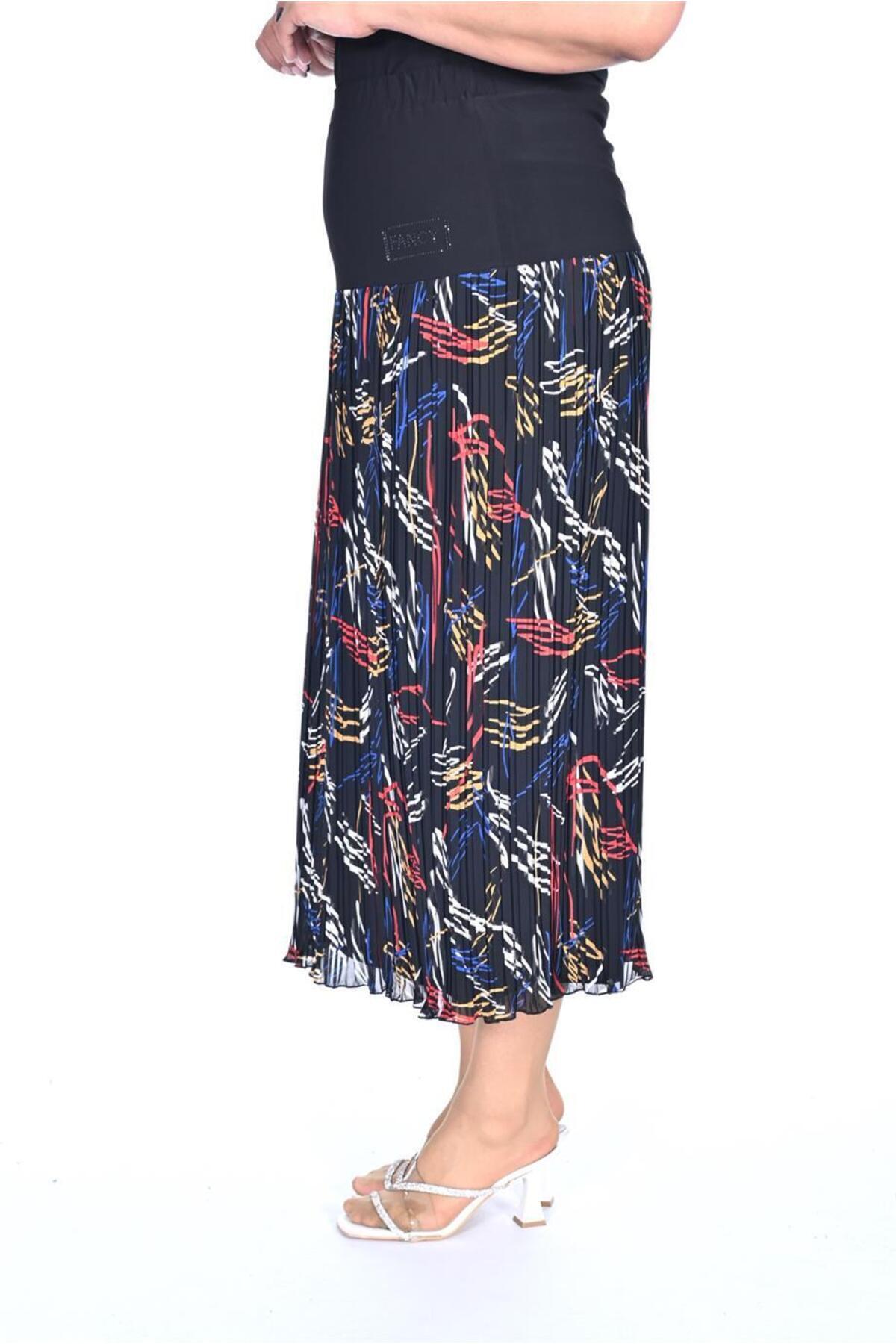 Plus Size Abstract-Print Pleated Chiffon Skirt in Multicolour on a dark base – additional product view