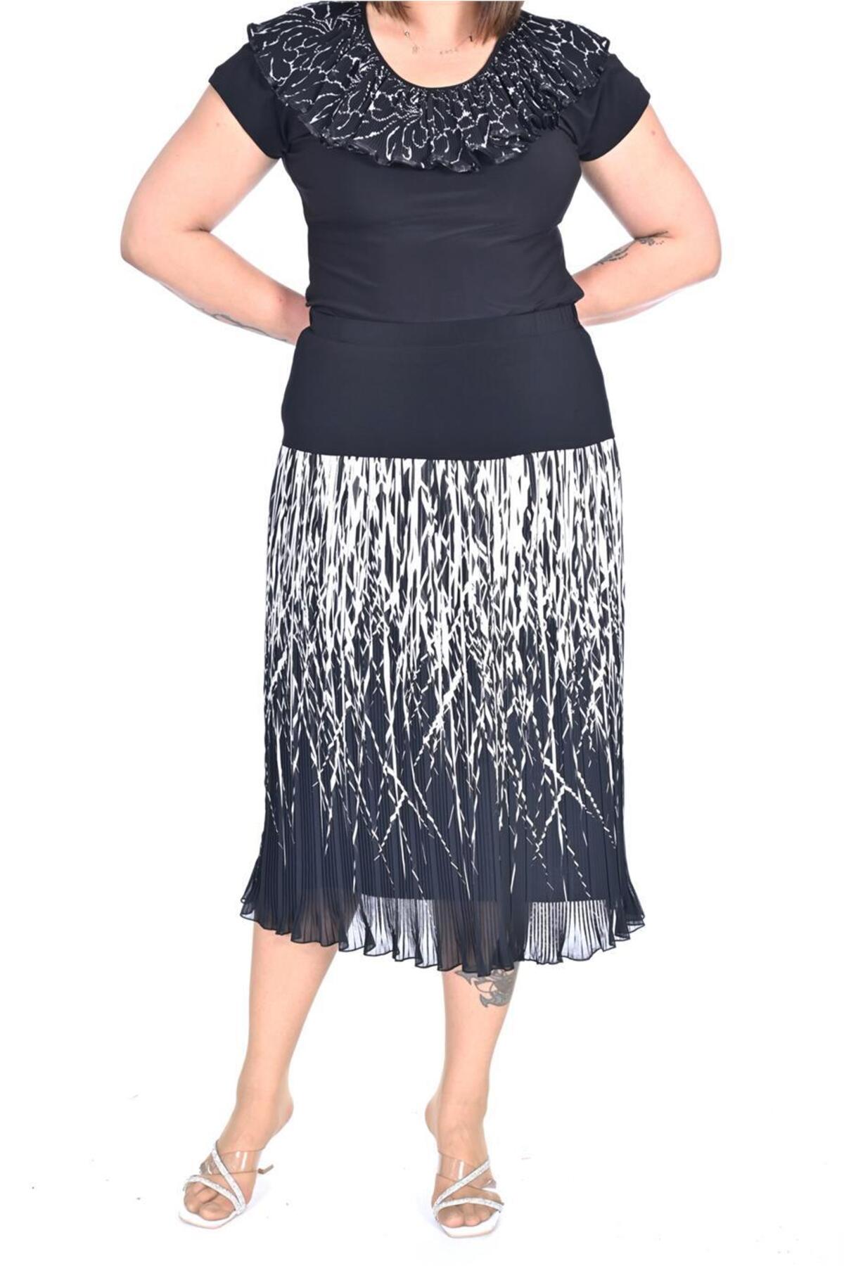 Plus Size Monochrome Branch-Print Chiffon Skirt in Black with light branch print – Lady Fancy wholesale size pack