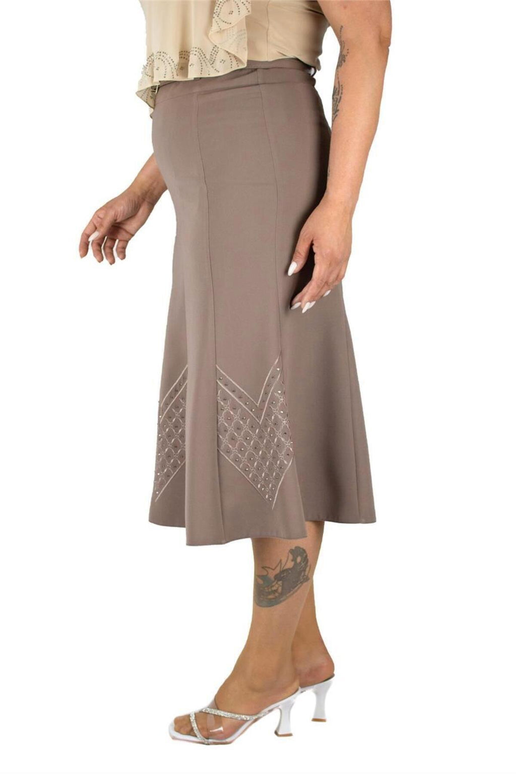 Plus Size Geometric Embroidered Flared Skirt in Taupe / mink – additional product view