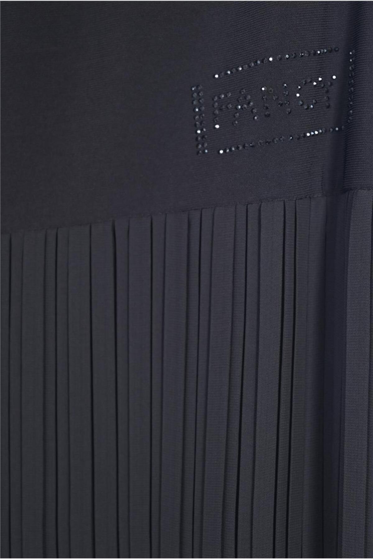 Plus Size Embellished Lettering Pleated Chiffon Skirt in Black – additional product view