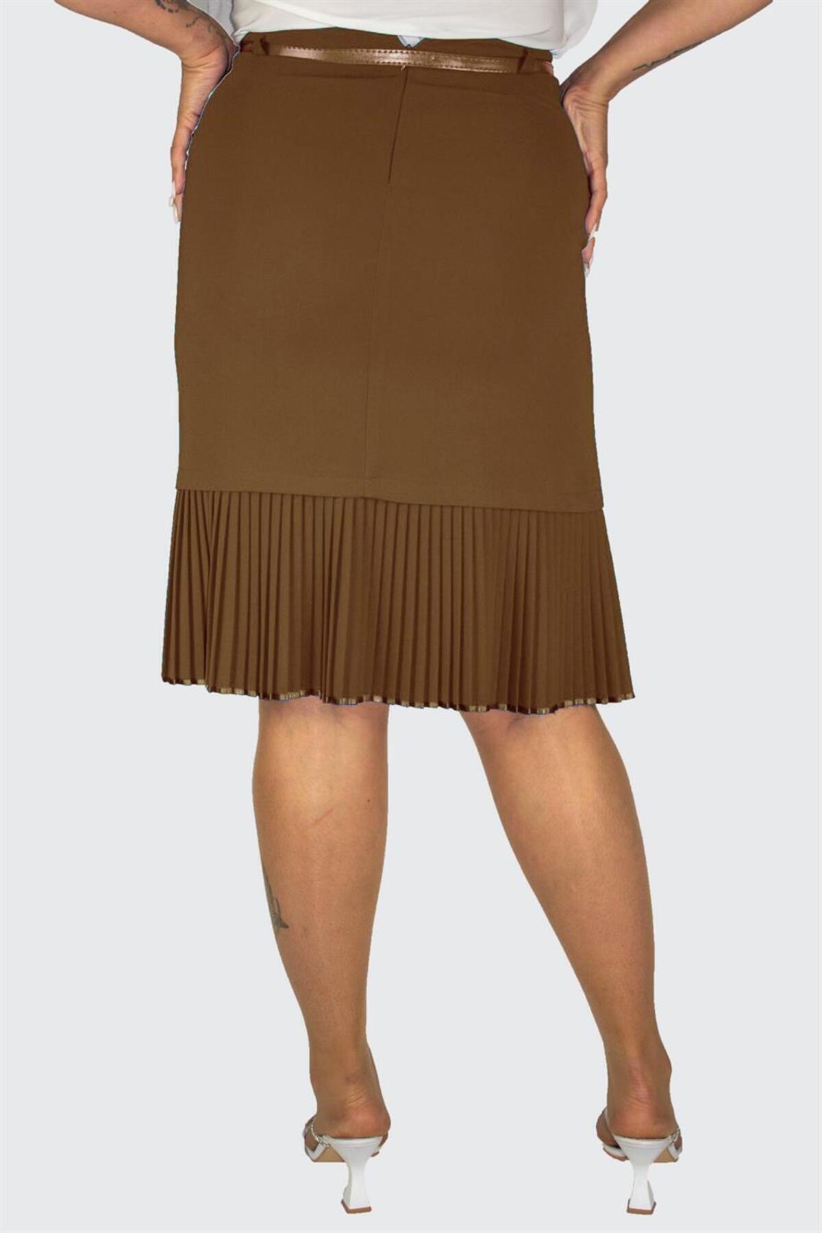 Plus Size Embellished Fine-Pleat Hem Skirt in Gold – additional product view