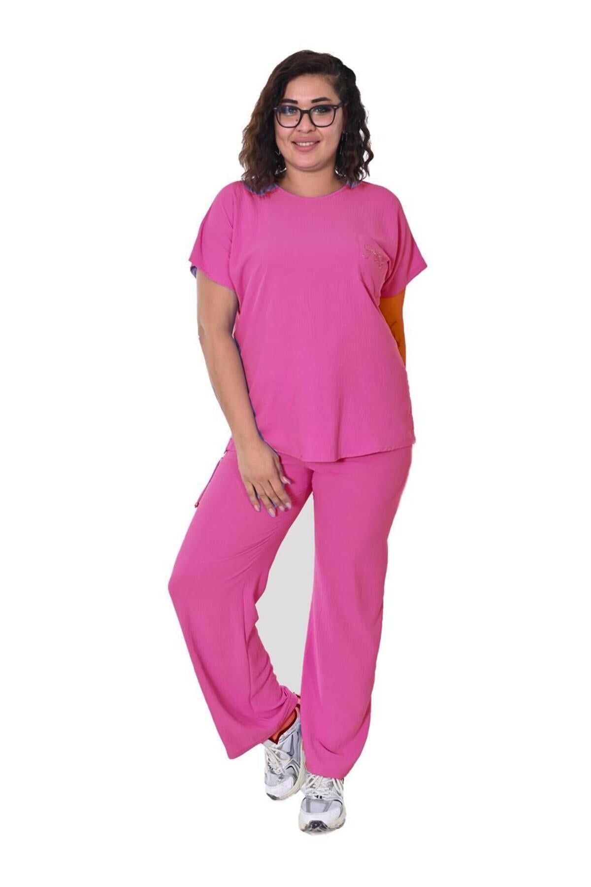Plus Size Short-Sleeve Embellished Tracksuit in Pink – additional product view