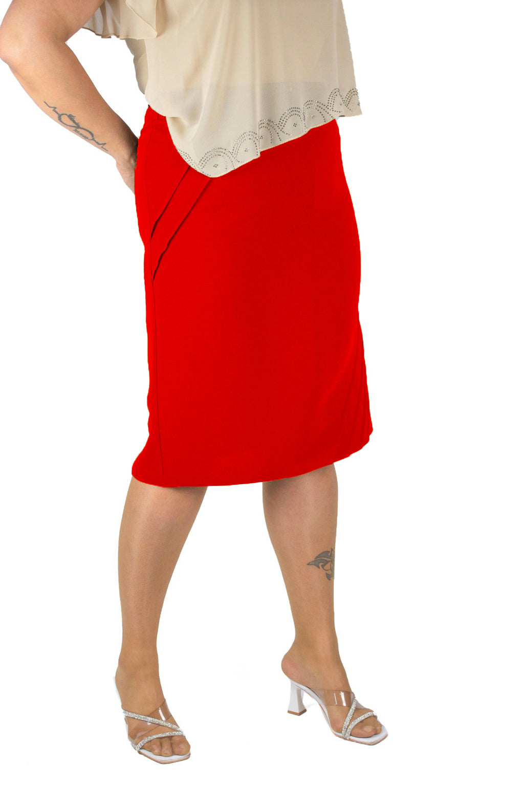 Plus Size Pintuck-Detail Straight Skirt in Red – additional product view