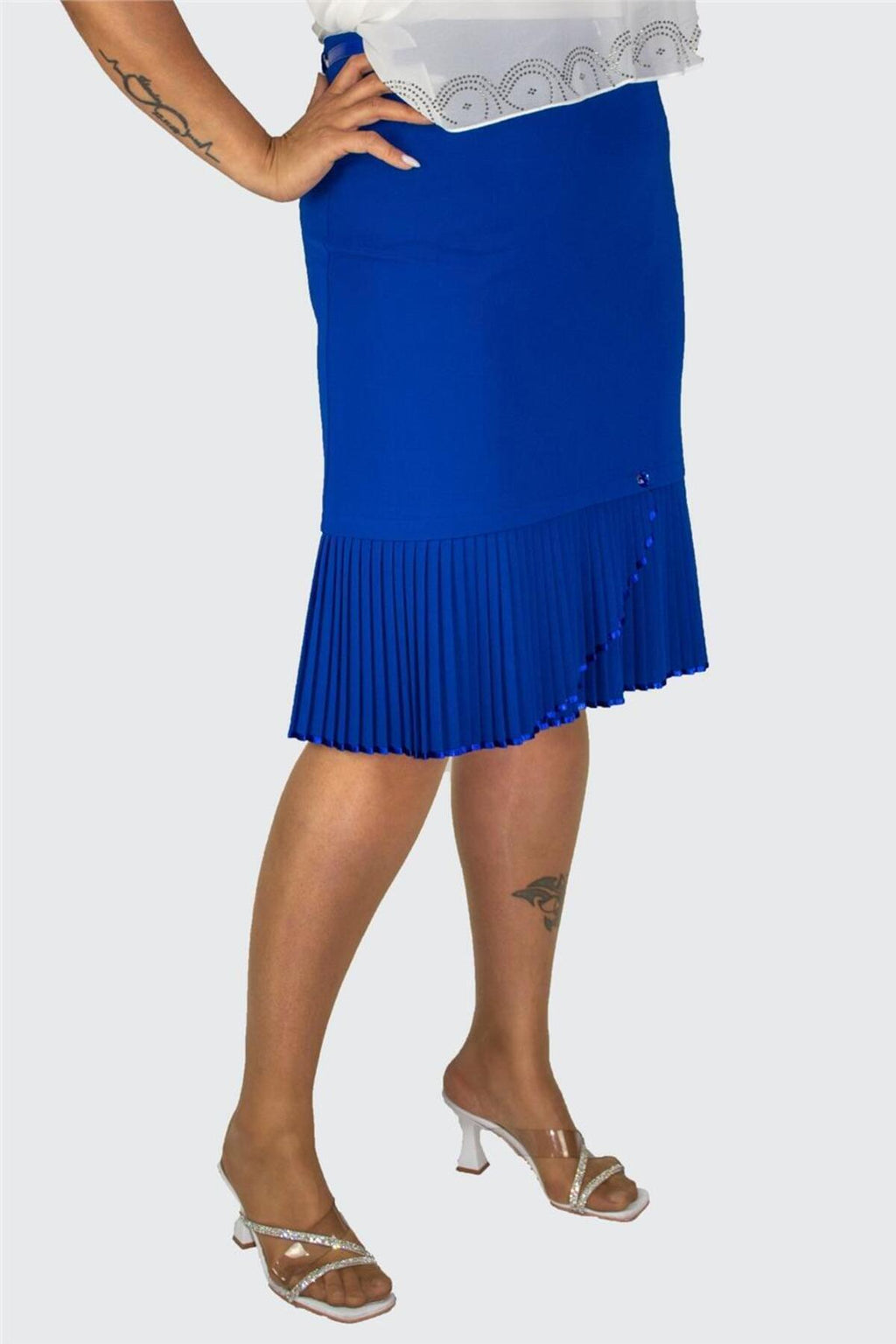 Plus Size Embellished Fine-Pleat Hem Skirt in Blue – additional product view