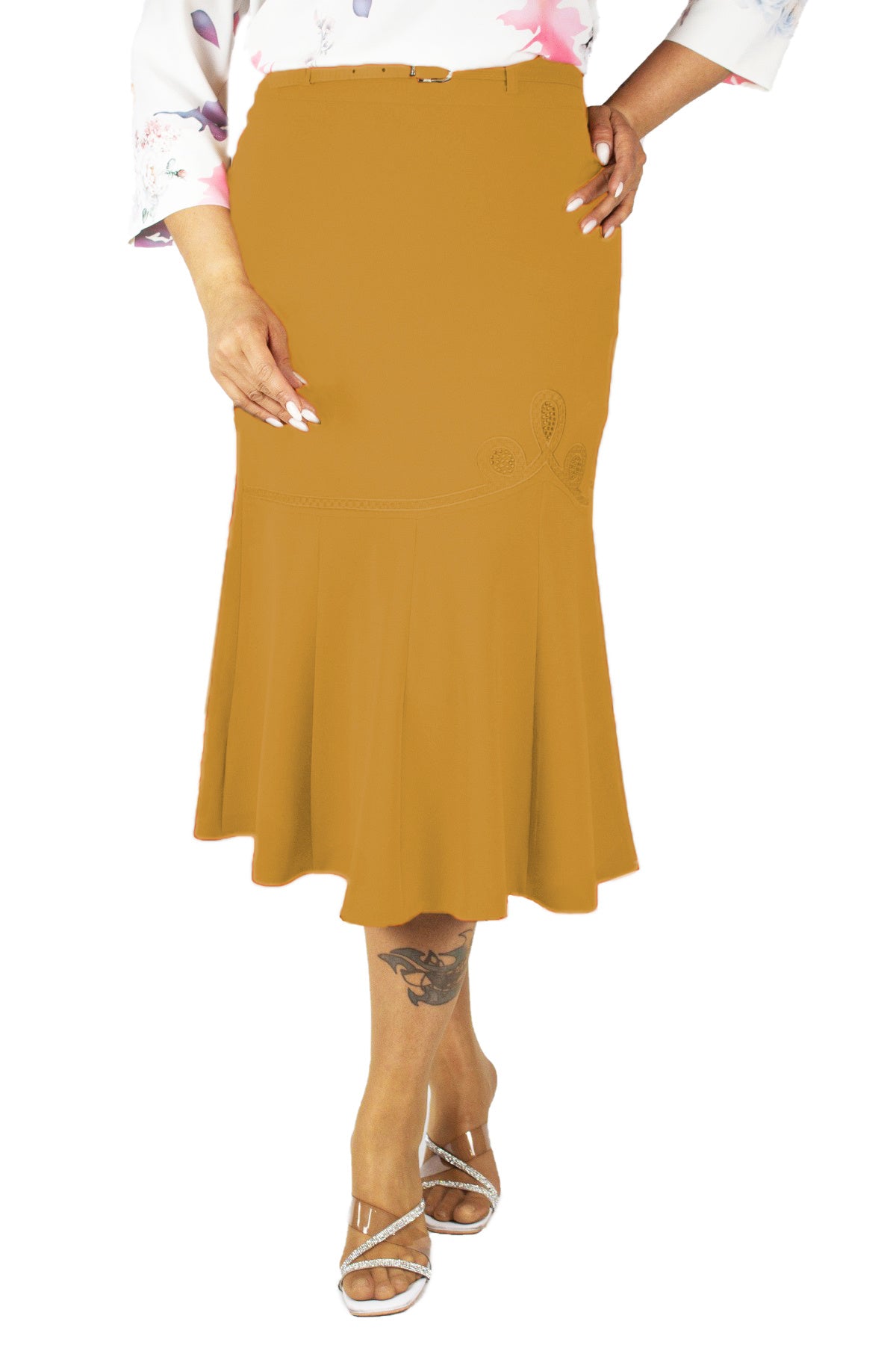 Plus Size Embroidered Fishtail Midi Skirt in Gold – additional product view
