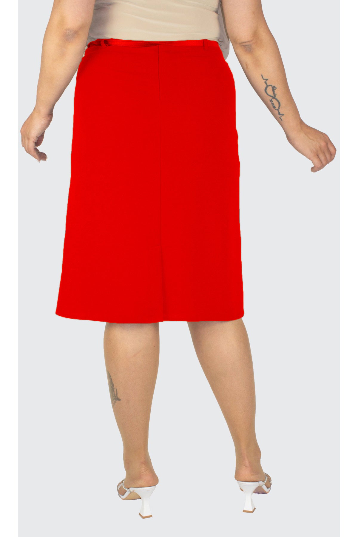 Plus Size Pintuck-Detail Straight Skirt in Red – additional product view