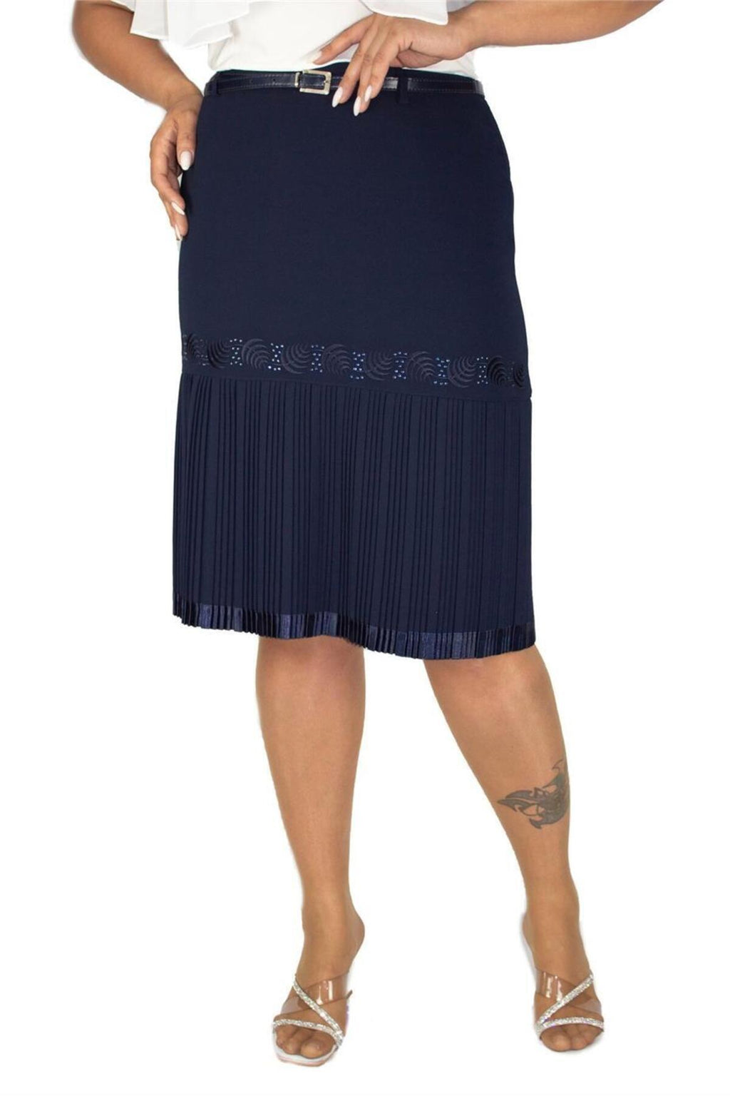 Plus Size Leaf-Embroidered Pleated-Hem Skirt in Navy – additional product view