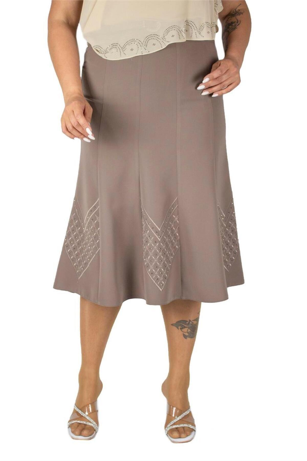 Plus Size Geometric Embroidered Flared Skirt in Taupe / mink – additional product view