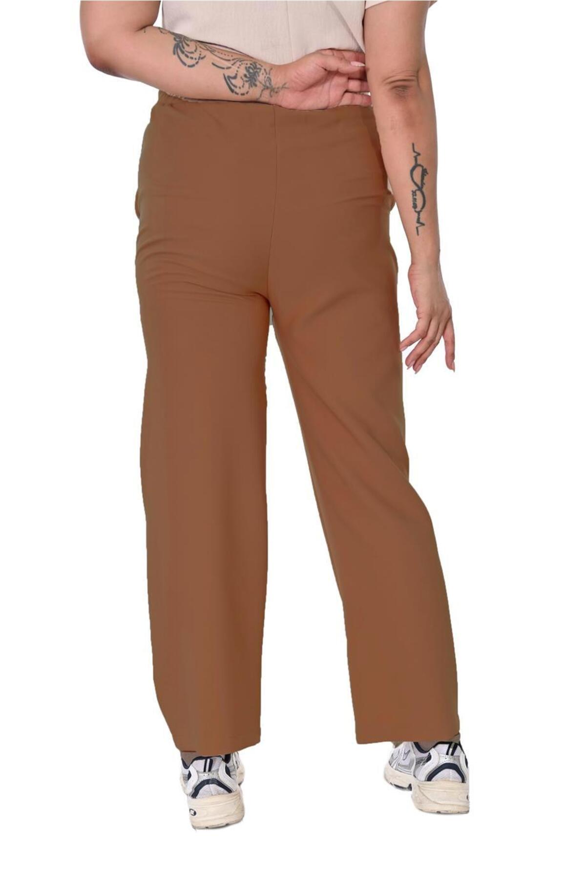 Plus Size Drawstring Wide-Leg Sweatpants in Brown – additional product view