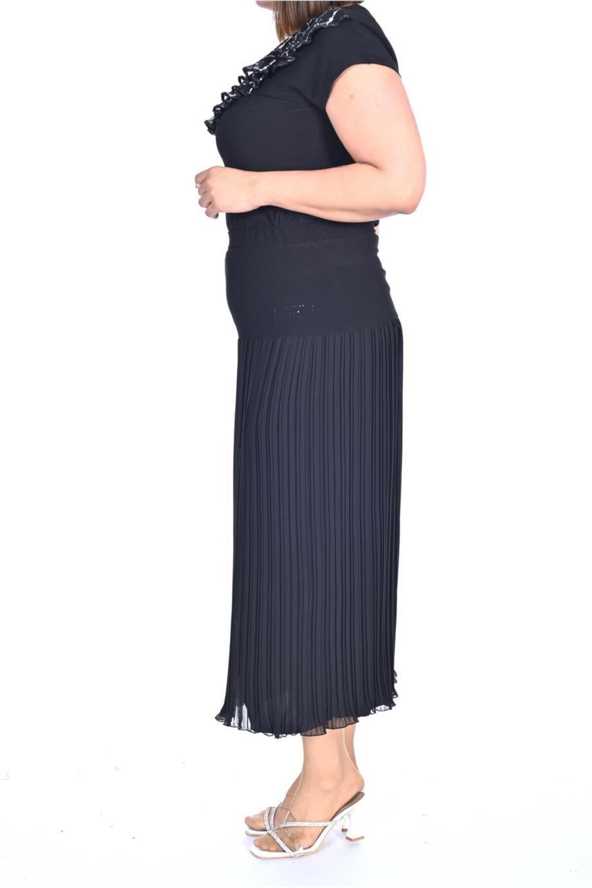 Plus Size Embellished Lettering Pleated Chiffon Skirt in Black – additional product view