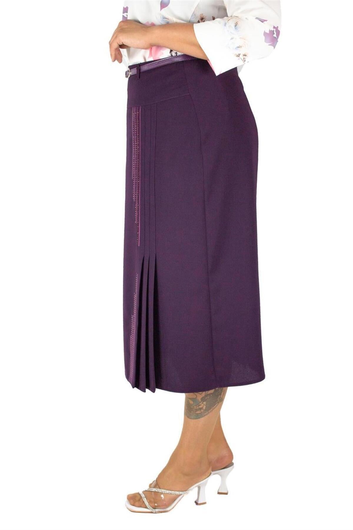 Plus Size Linear Embroidered Pleat-Detail Midi Skirt in Plum – additional product view