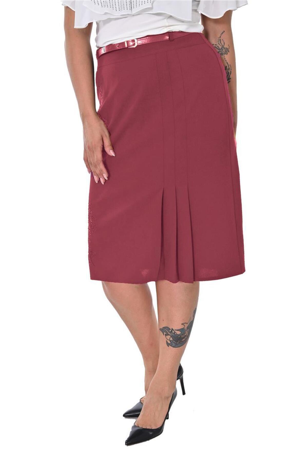 Plus Size Floral Embellished Pleat-Detail Skirt in Burgundy – Lady Fancy wholesale size pack