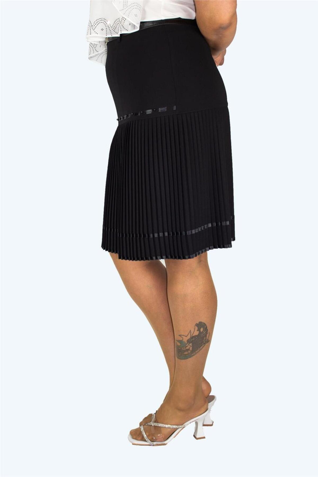 Plus Size Pearl-Detail Pleated-Hem Skirt in Black – additional product view
