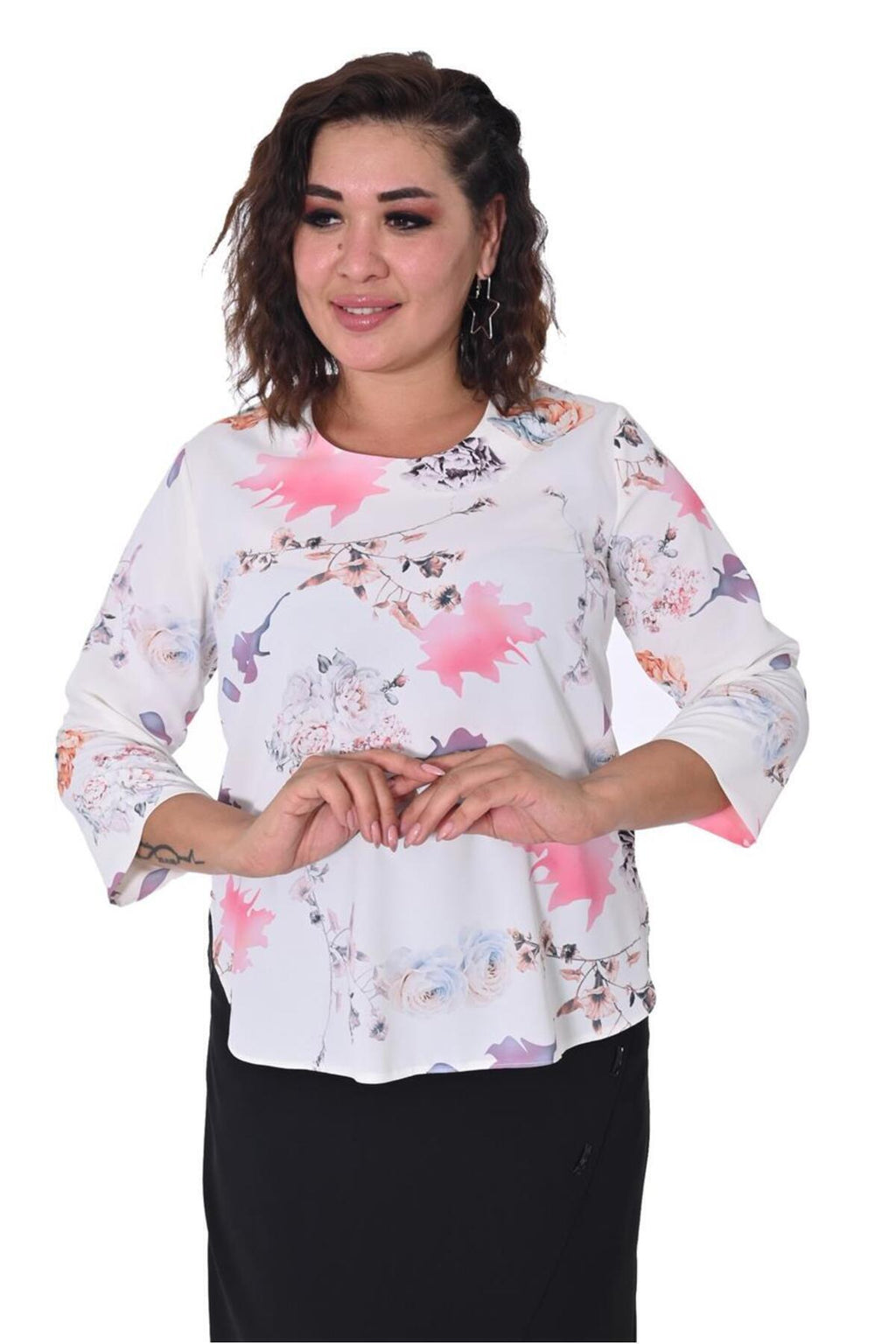 Plus Size Floral Three-Quarter Sleeve Blouse in White with multicolour floral print – Lady Fancy wholesale size pack