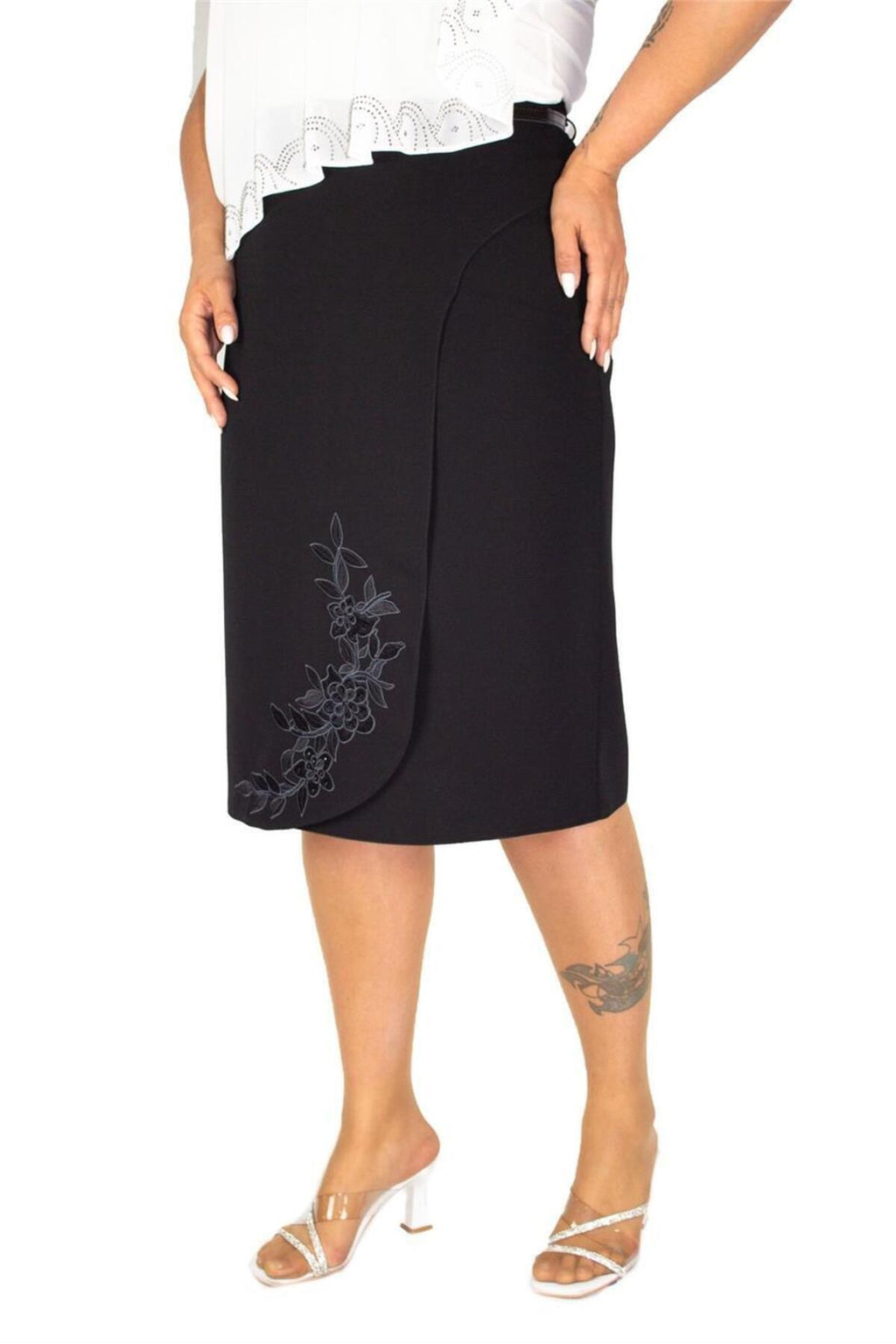 Plus Size Botanical Embroidered Wrap-Effect Skirt in Black – additional product view