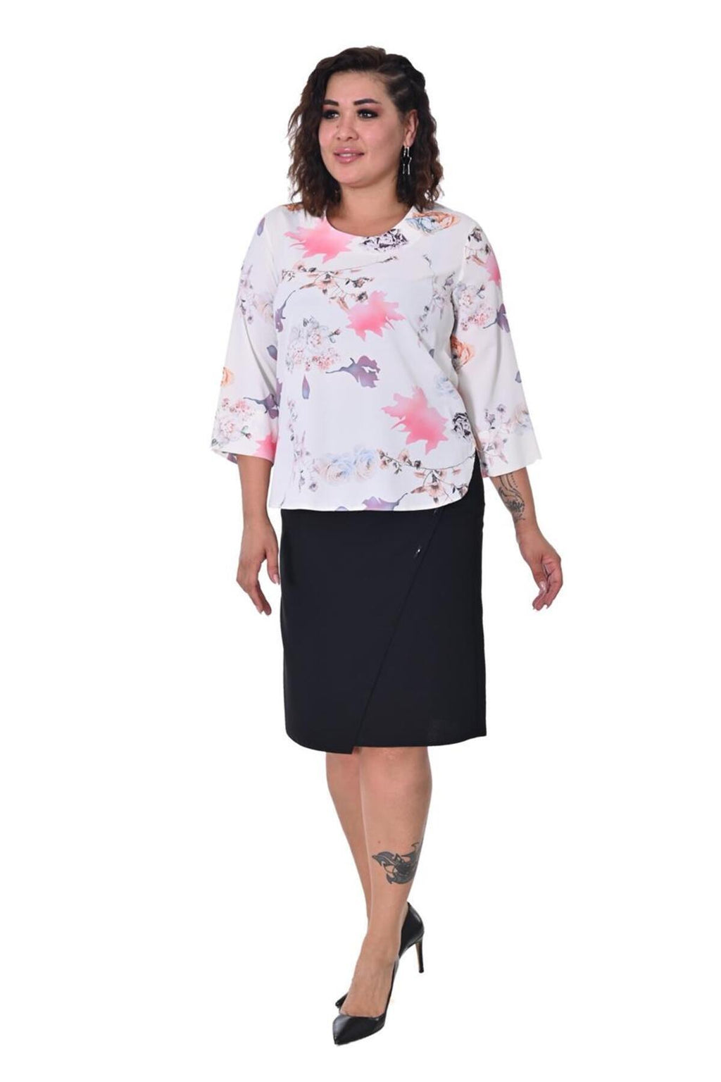 Plus Size Floral Three-Quarter Sleeve Blouse in White with multicolour floral print – additional product view
