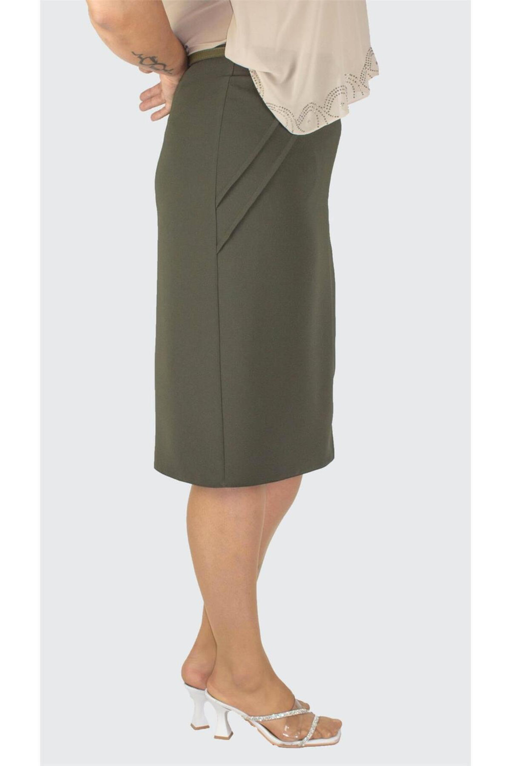 Plus Size Pintuck-Detail Straight Skirt in Khaki – additional product view