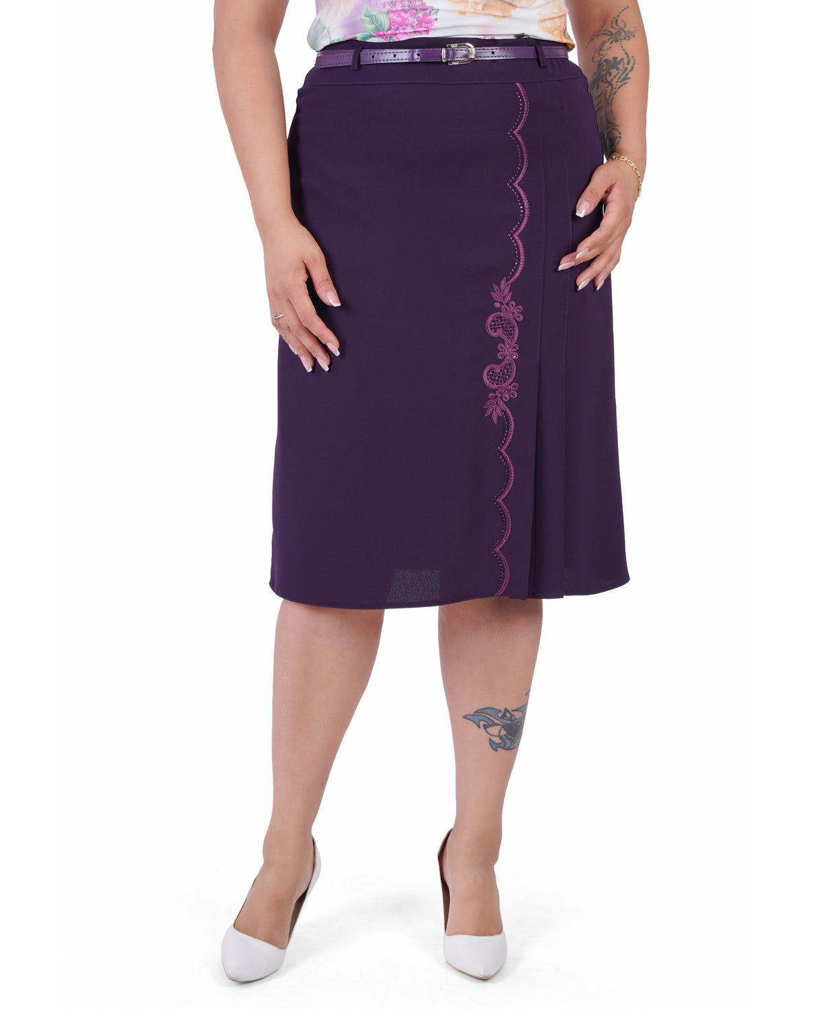 Plus Size Embroidered Pleat-Detail Skirt in Purple – Lady Fancy wholesale size pack